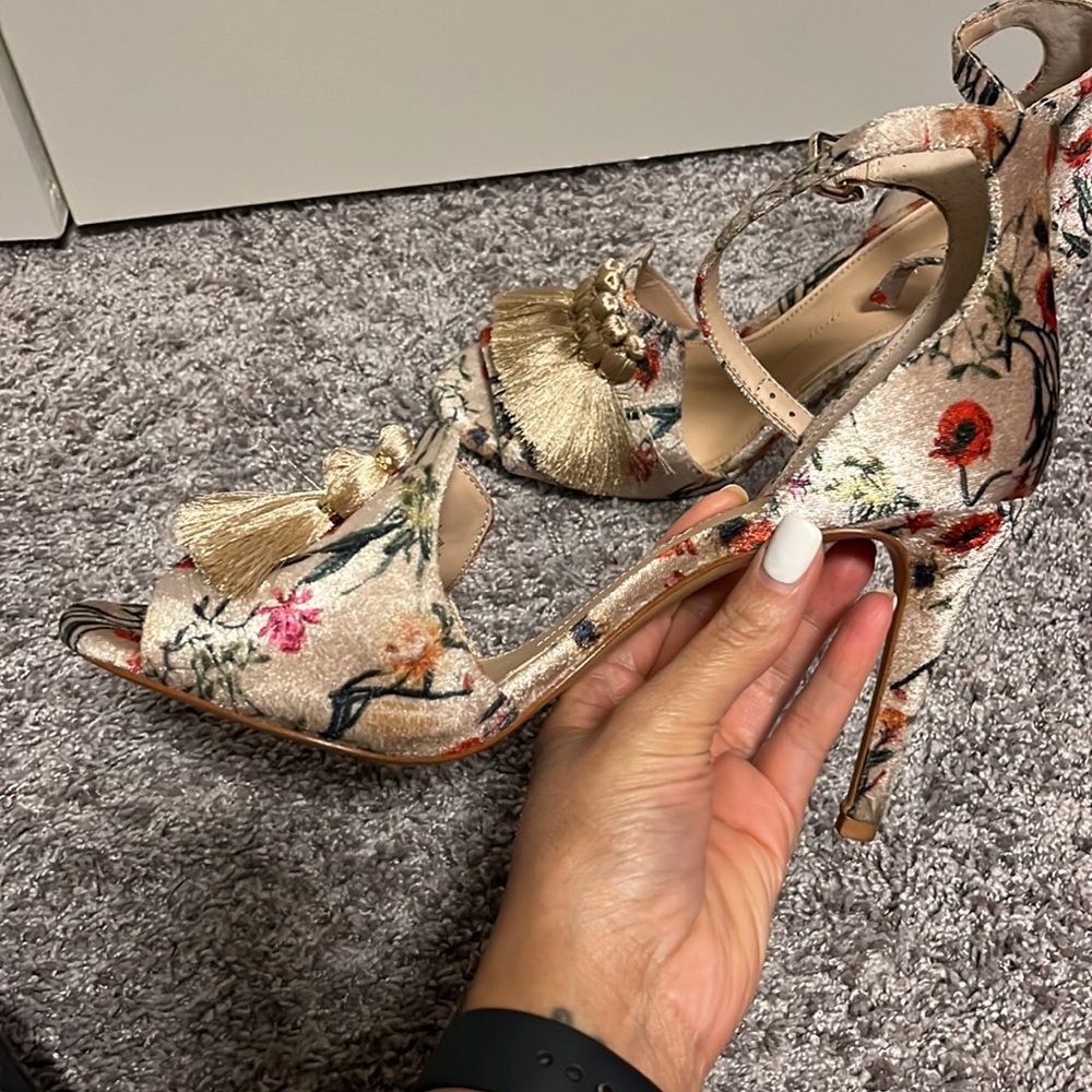 Gianni Bini Floral Print Heeled Sandals with Gold Tassels - Picture 7 of 12